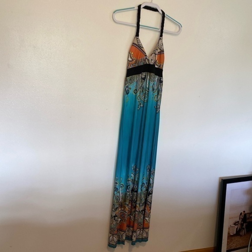 123 stunning rope neck maxi dress medium